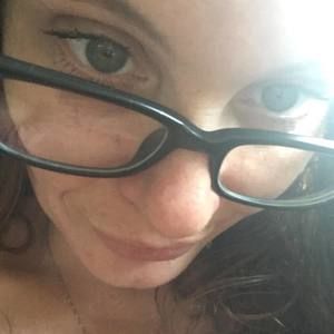 Meet your Posher, Cassondra